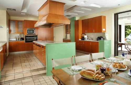Molos-Agios Konstantinos Villa | A Beachfront Villa in a Retreat Location!