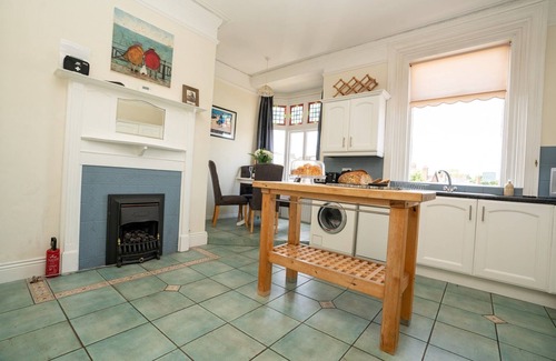 Tynemouth Apartment | A beautiful coastal holiday home, ideally situated in the heart of Tynemouth Village.