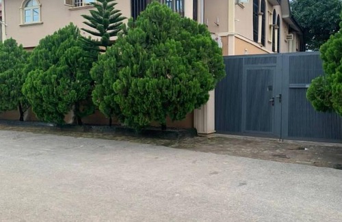 Benin City Apartment | A Beautiful 2-bedroom apartment in GRA Benin City.