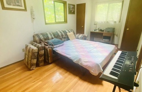 Hamlin Ski Chalet | A Beautiful all Season Chalet in Lake Ariel, Hideout area of Pennsylvania