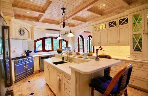 Morne Rouge Villa | A Beautiful Beachfront Villa