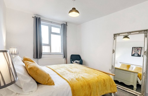 Little Stukeley Other | πA beautiful Bungalow in a great setting π