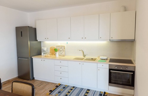 Paralia Villa | A beautiful destination that offers a stunning view of The Aegean sea