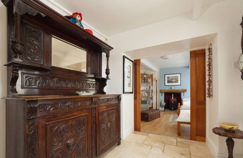 Port Saint Mary Apartment | A beautiful tall seaside townhouse located close to the picturesque harbour of Port St Mary, enjoyin