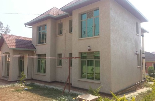 Kigali Villa | A Beautiful Urban Village Property