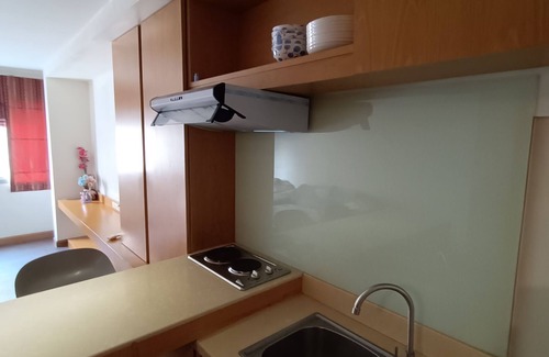 Nong Bon Apartment | A Bedroom and Den next to MRT