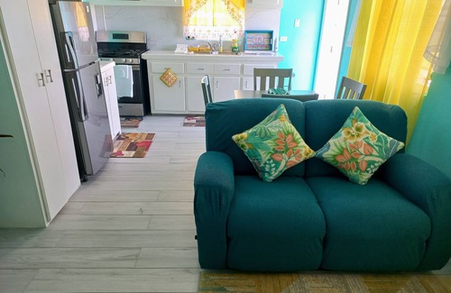 Saint John Parish Apartment | A Blissful Carib/n Getaway! Work or Leisure, 15 mins to Beaches & Restaurants.