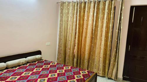 Kharar House | A Blooming Retreat-Holiday Home 3BHK