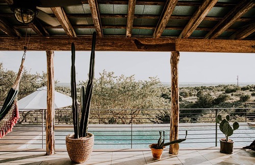 Dripping Springs House | A boutique resort to yourself! Set on a hilltop in Dripping Springs Tx