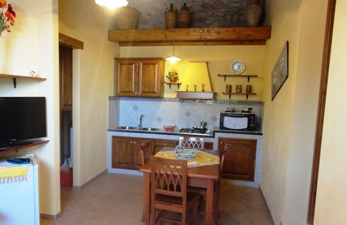 Caccamo House | A breath of fresh air from everday stress.