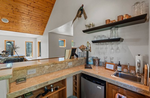 Durango - Purgatory House | A/C, Large Family Retreat, Hot Tub, Privacy, Views!