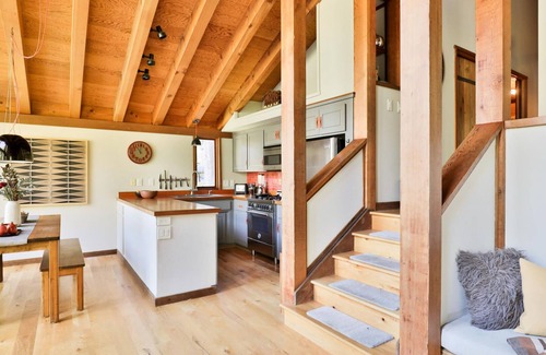 Alpine Meadows Cabin | A Cabin by Heath, An Idyllic Escape in Lake Tahoe