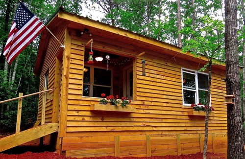Cleveland Cabin | A Cabin In The Woods