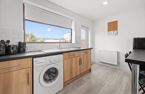 Belle Vue House | A calm stylish two bedroom semi detached house for a maximum of 4 persons