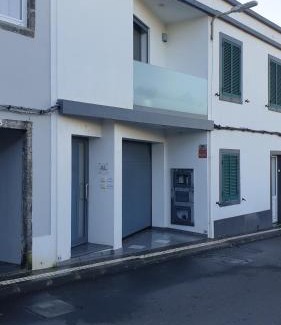 Ponta Delgada Apartment | A Caminho da Ilha