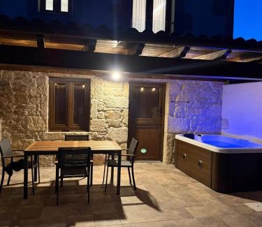 Padron House | A Casa da aldea de Iria