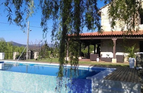 Ponte Caldelas House | A Casa da Xeitosa for 9 people
