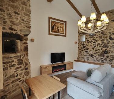 Vedra House | A Casa de Salvador - refugio rural con alma galega