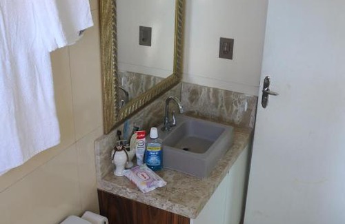 Aruanda House | A casa do lago