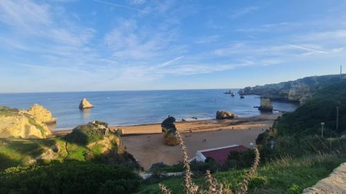 Ameijeira Apartment | A Casa e a Praia da Ana
