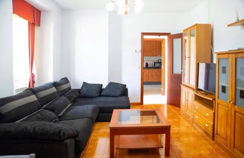 Cuntis House | A Casiña de Arcos de Furcos, with swimming pool and barbecue in the countryside. Pets allowed