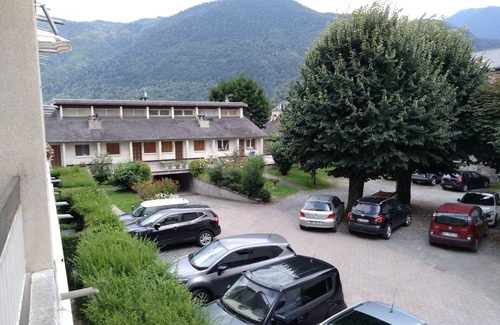 Bagneres-de-Luchon Apartment | A chalet spirit in the heart of the city.
