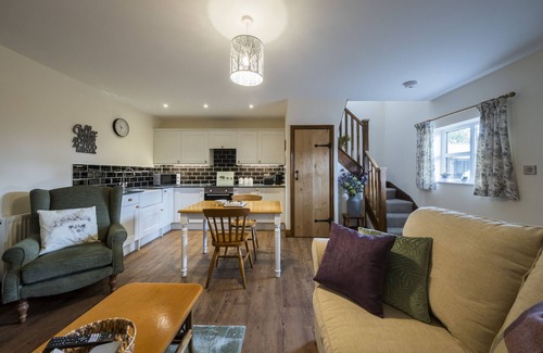 Goostrey Apartment | A charming and peaceful, newly renovated barn conversion, located in a beautiful corner of Cheshire;