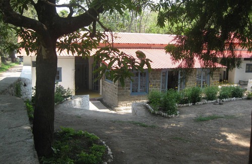 Jeolikote Villa | A charming heritage bungalow built in early 1900s open to visitors now.