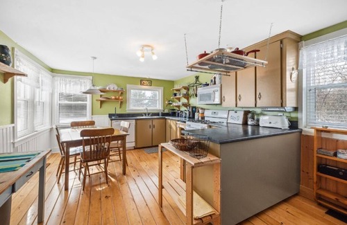 Red House Cottage | A charming Heritage Home that provides beautiful ocean views in rural PEI.