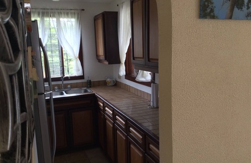 Arenal House | A charming house surrounded by beautiful nature. Cosy, WiFi & fully equipped.