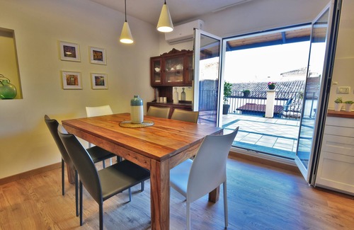 Catania City Centre Apartment | A charming terrace on the Badia
