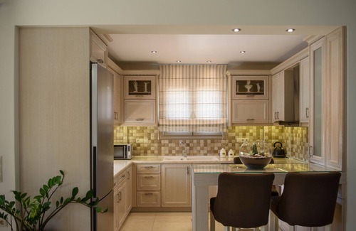 Kamilari Villa | A chic and luxurious villa with private pool.