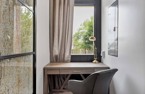 Kamm's Corners Apartment | A Cleveland Modern and Historic Apartment