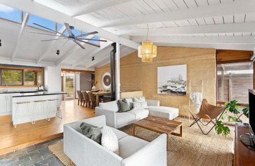 Coronet Bay House | A Coastal Haven