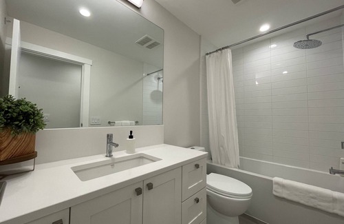 Tsawwassen House | A Coastal Haven Guest House