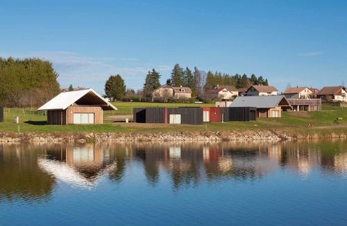 Xertigny Ski Chalet | A cocoon-like lodging to nestle against one another.