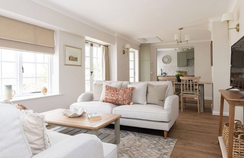 Lyminster House | A collection of 3 cottages that can be rented together, close to Arundel and Littlehampton