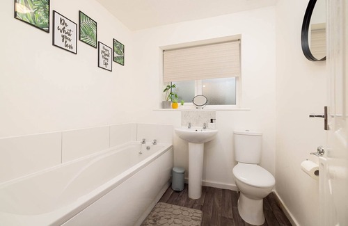 Manchester House | A contemporary detached 3 bed house