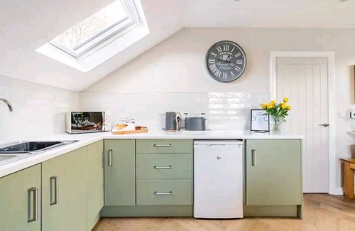 Banbridge Apartment | A cosy 2 Bedroom apartment situated in Banbridge. 30mins from Belfast.