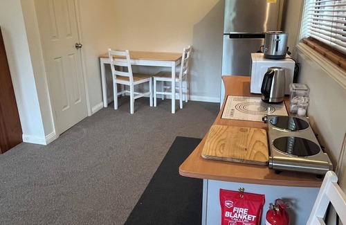 Tapitallee Cabin | A cosy cabin, a great place to escape, relax and take time out of the busyness.