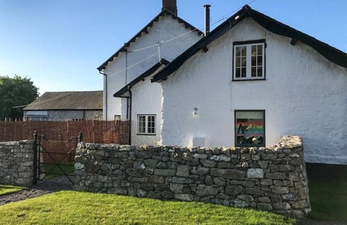 Cilcain House | A Cosy Cwtch in the Clwydians