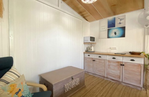 Exmouth Apartment | A cosy private studio situated in the heart of Exmouth.