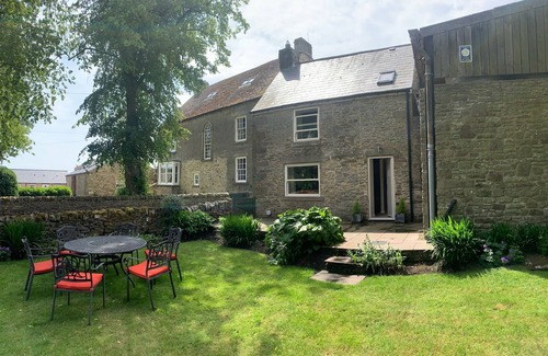 Tow Law Cottage | A cosy rural retreat in a picturesque village