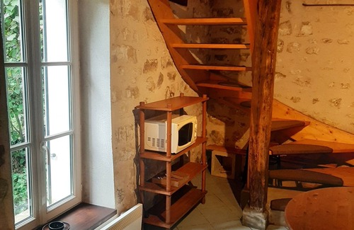 Samois-sur-Seine Apartment | A cosy studio between the Seine and the Fontainebleau forest
