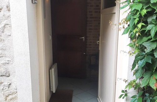 Samois-sur-Seine Apartment | A cosy studio between the Seine and the Fontainebleau forest