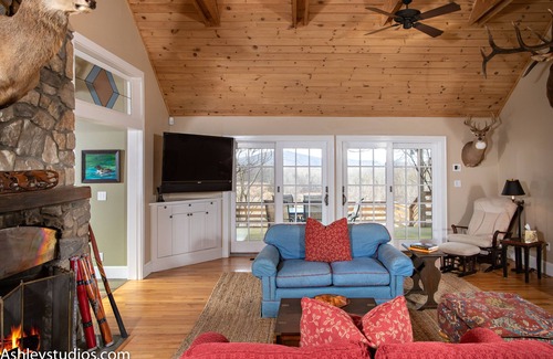 Pine Plains House | A Country Lodge Straight Out of the Pages of a Great Novel