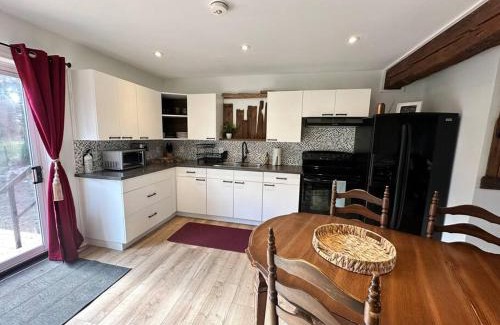 North Dumfries Apartment | A Country Stay Just Minutes Away