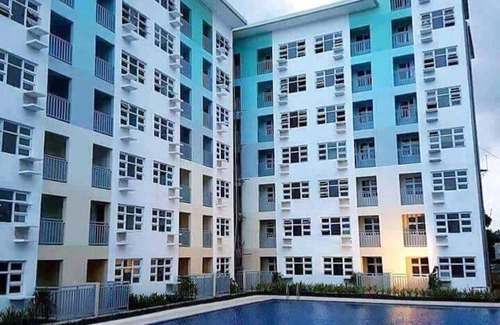 Sasa Condo | A Cozy 2 Bedroom Condo Max of 6 with Wifi | Netflix | Pool