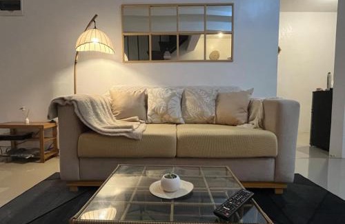 Plaridel House | A Cozy 2-bedroom Home in Malolos - prime location
