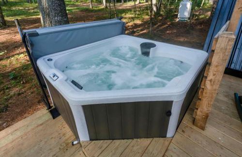Oxford House | A Cozy A-Frame Escape with Hot Tub